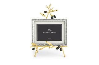 Olive Easel MCA Frame