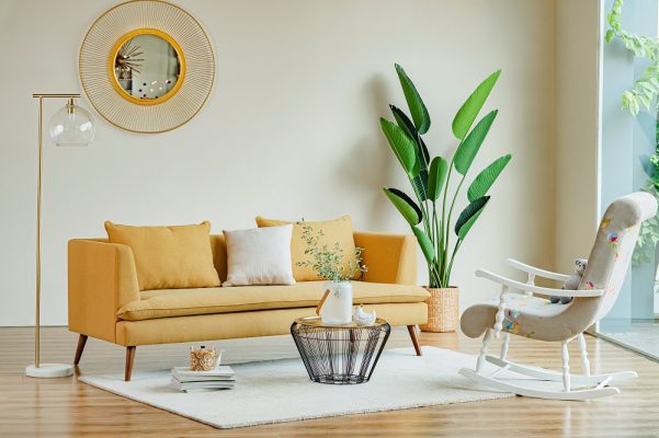 Sofa Poppy 3 chỗ vải vàng tươi mới trang nhã
