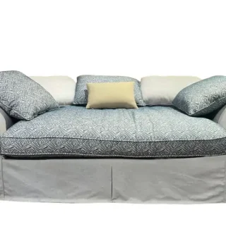 Sofa Jadora 2,5 Chỗ (Vải Vact3450 / 9580, Kèm 5 Gối)